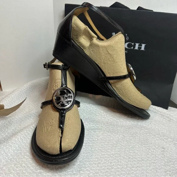 Coach Black Sandals with Silver Accent COACH - Picture 6 of 16
